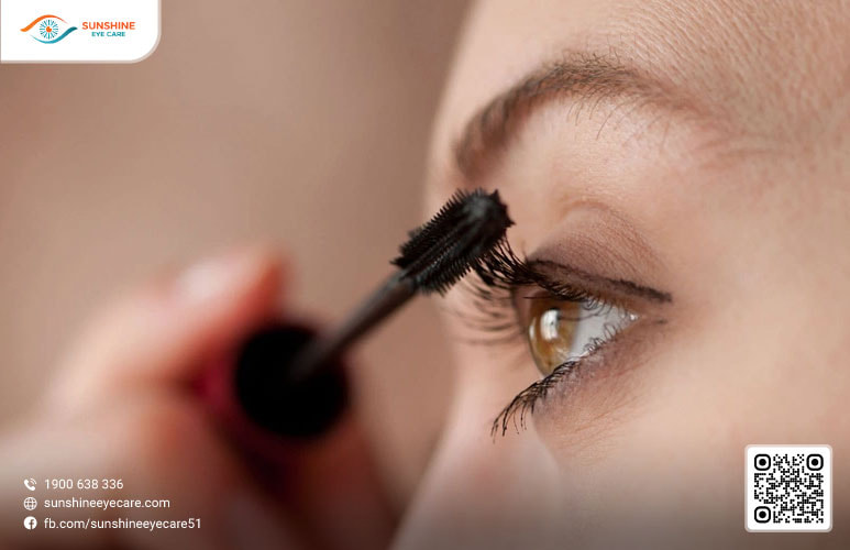 mascara không thấm nước